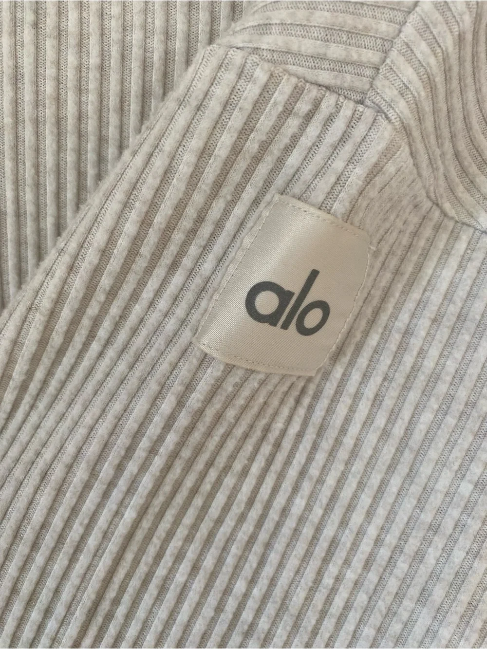 NWOT ALO Yoga Muse Hoodie size L color Ivory